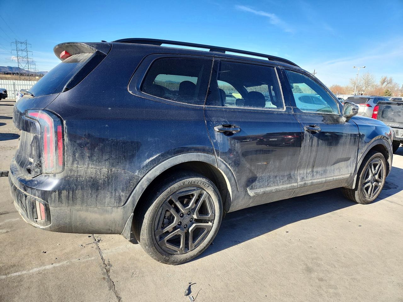 2025 KIA TELLURIDE EX photo 3