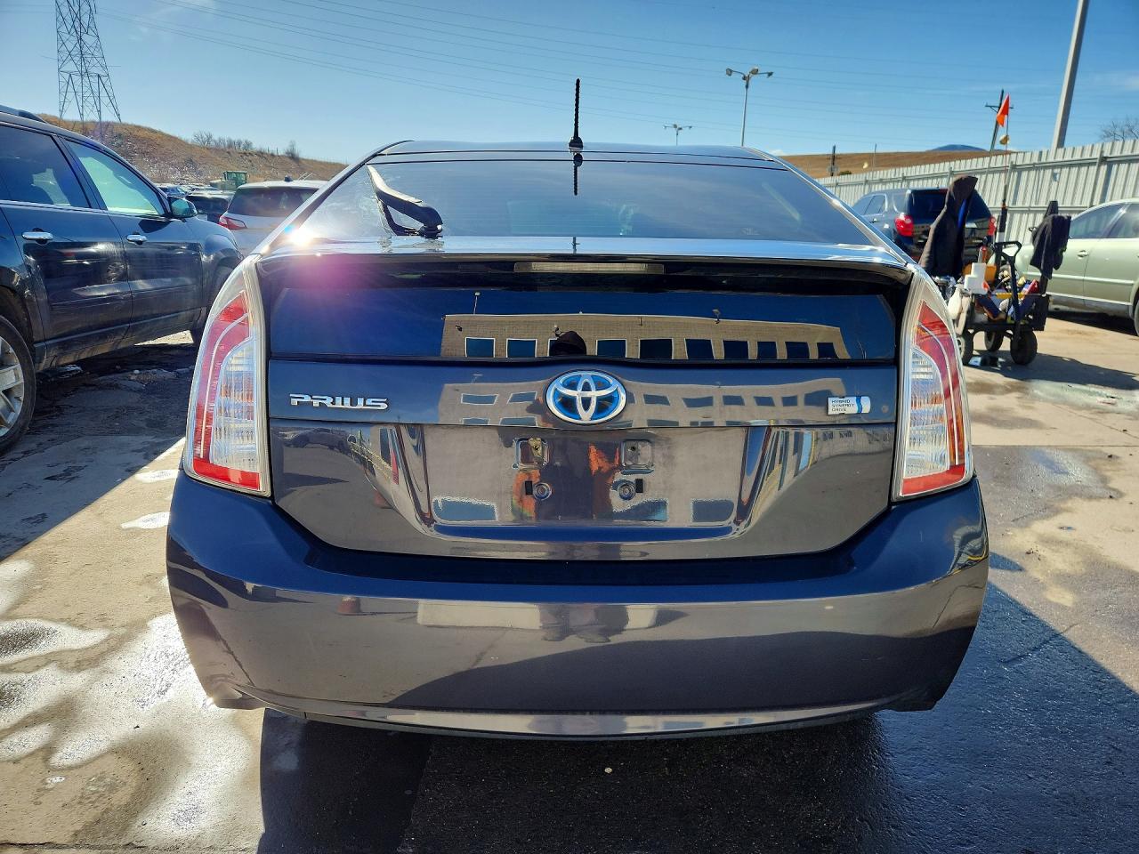 2013 TOYOTA PRIUS TWO photo 16