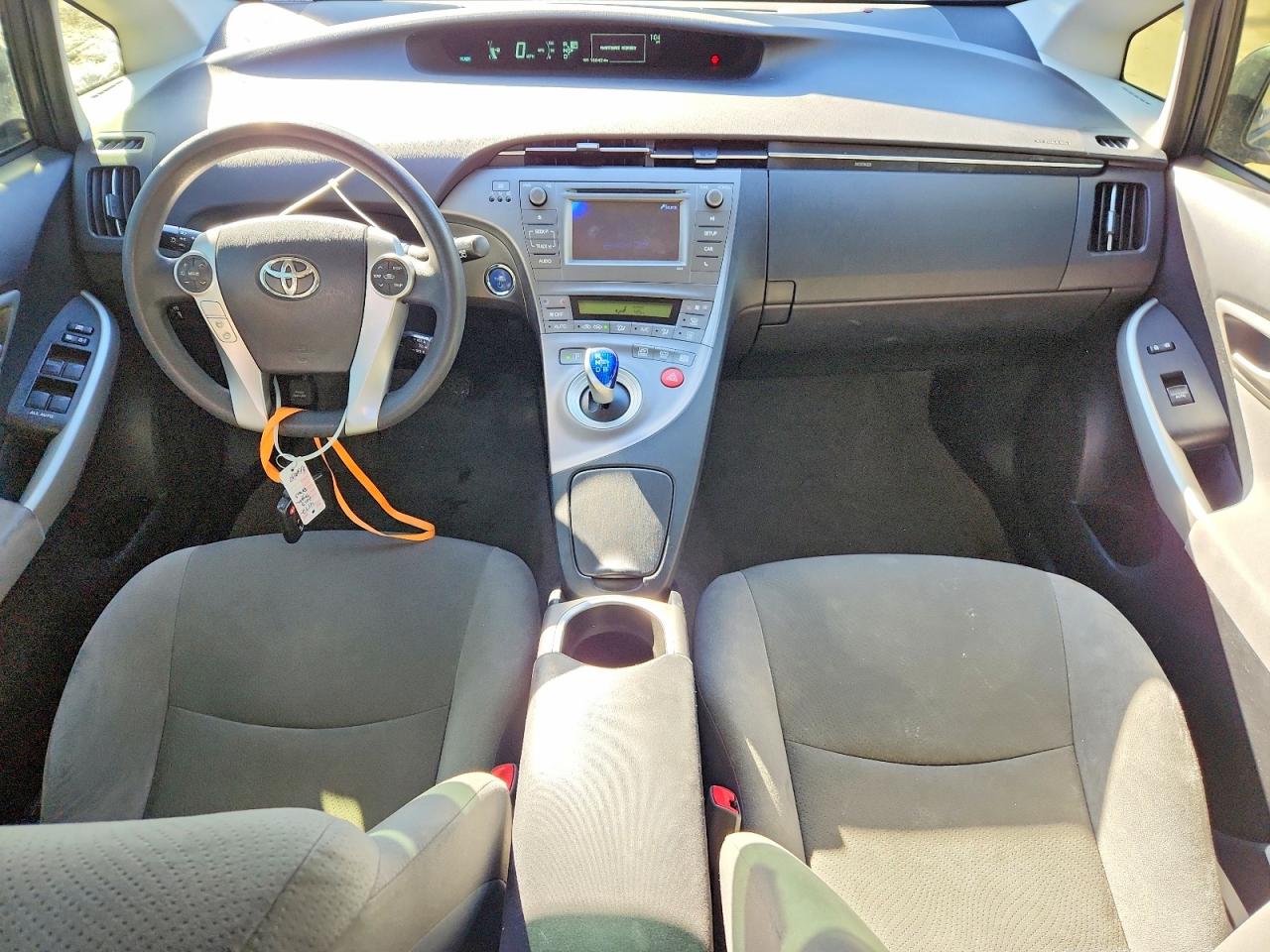 2013 TOYOTA PRIUS TWO photo 22