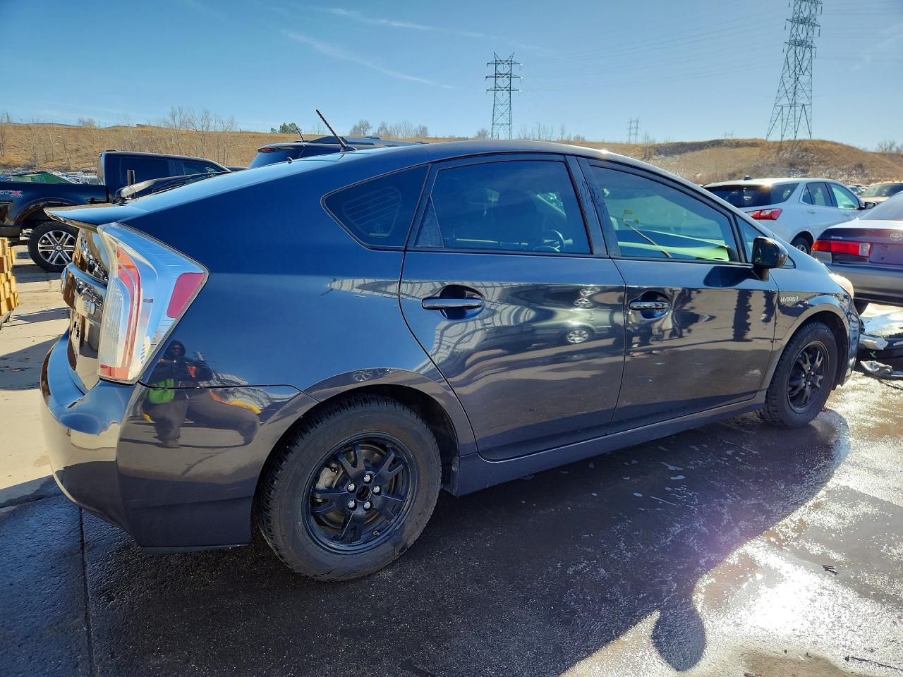 2013 TOYOTA PRIUS TWO photo 7