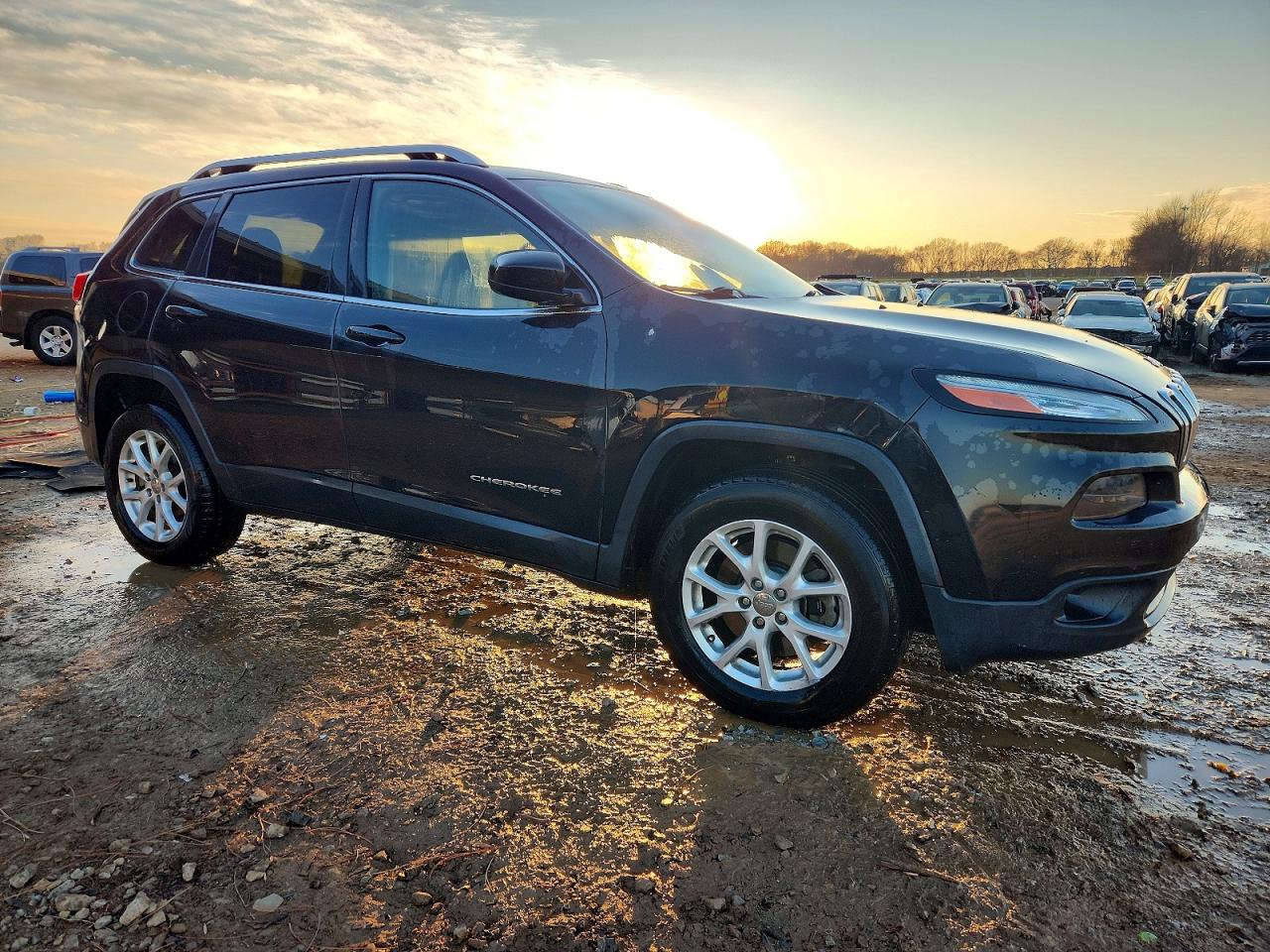 2015 JEEP CHEROKEE LATITUDE photo 7