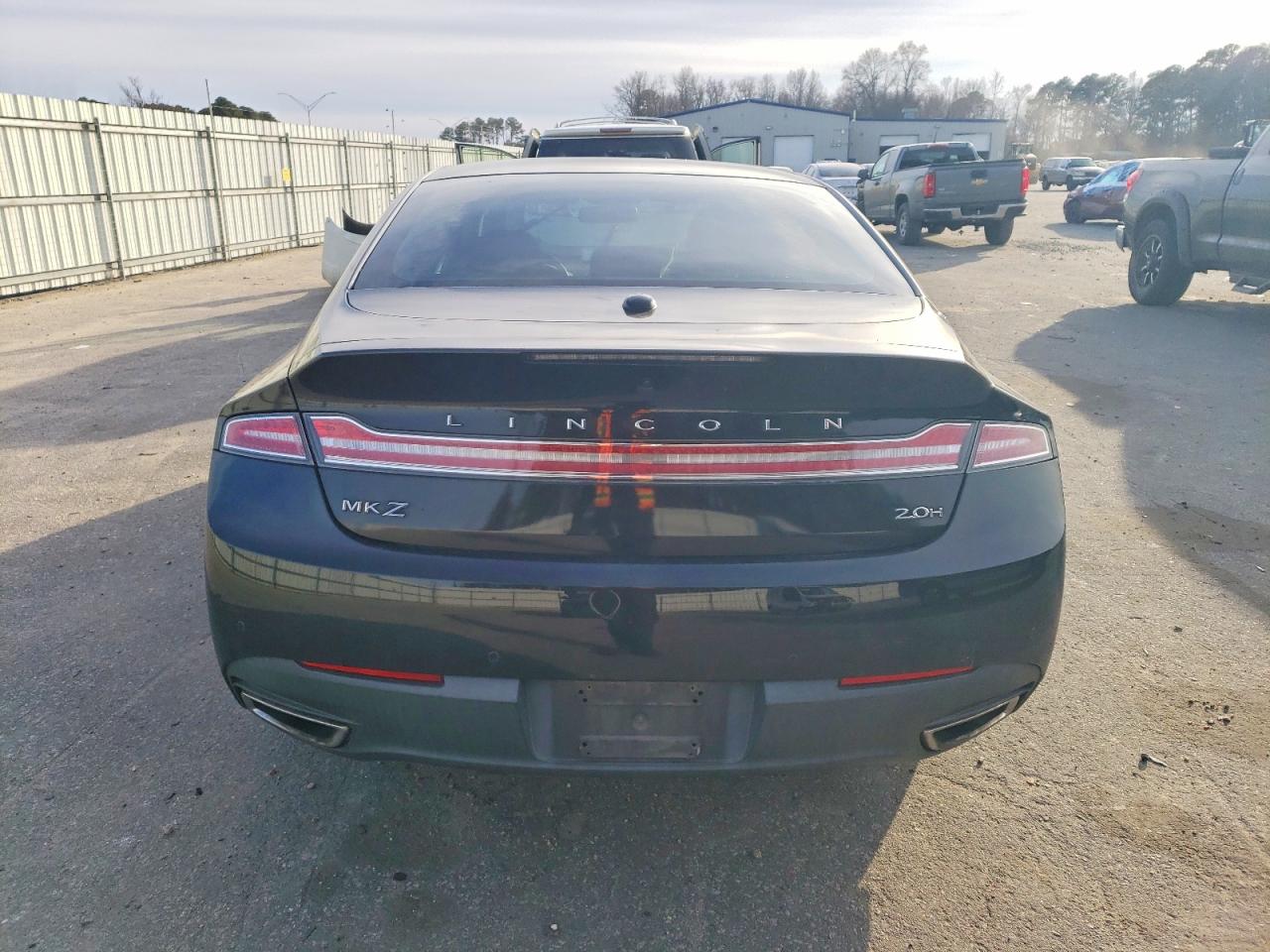 2014 LINCOLN MKZ HYBRID photo 11