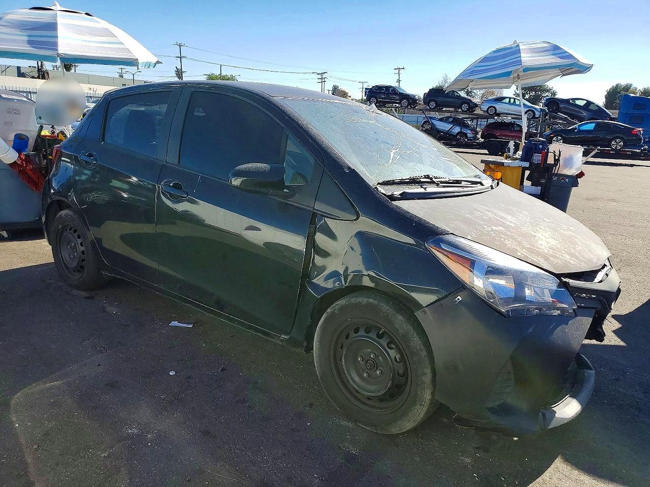 2015 TOYOTA YARIS photo 7