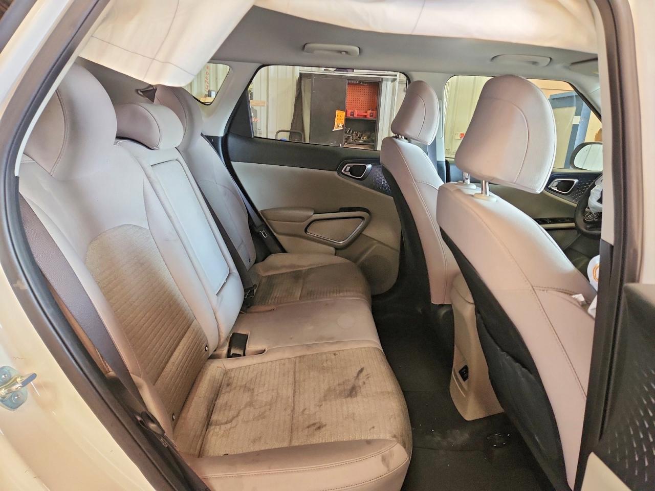 2025 KIA SOUL EX photo 21