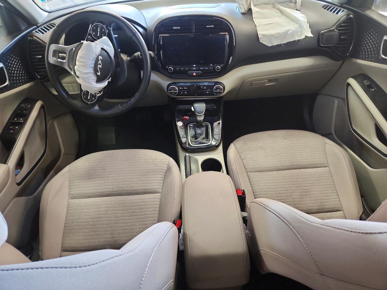 2025 KIA SOUL EX photo 15