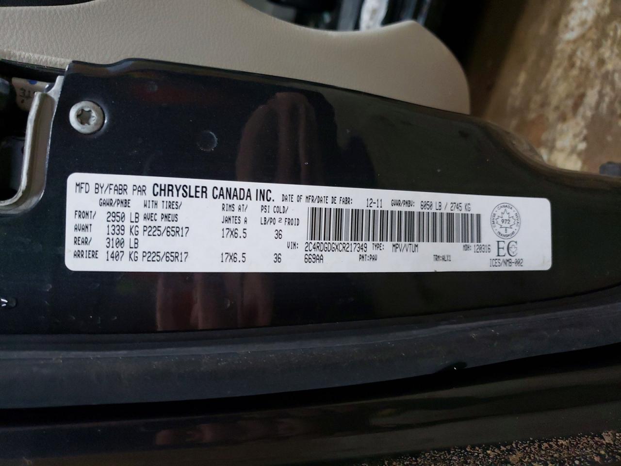 2012 DODGE GRAND CARAVAN CREW photo 13