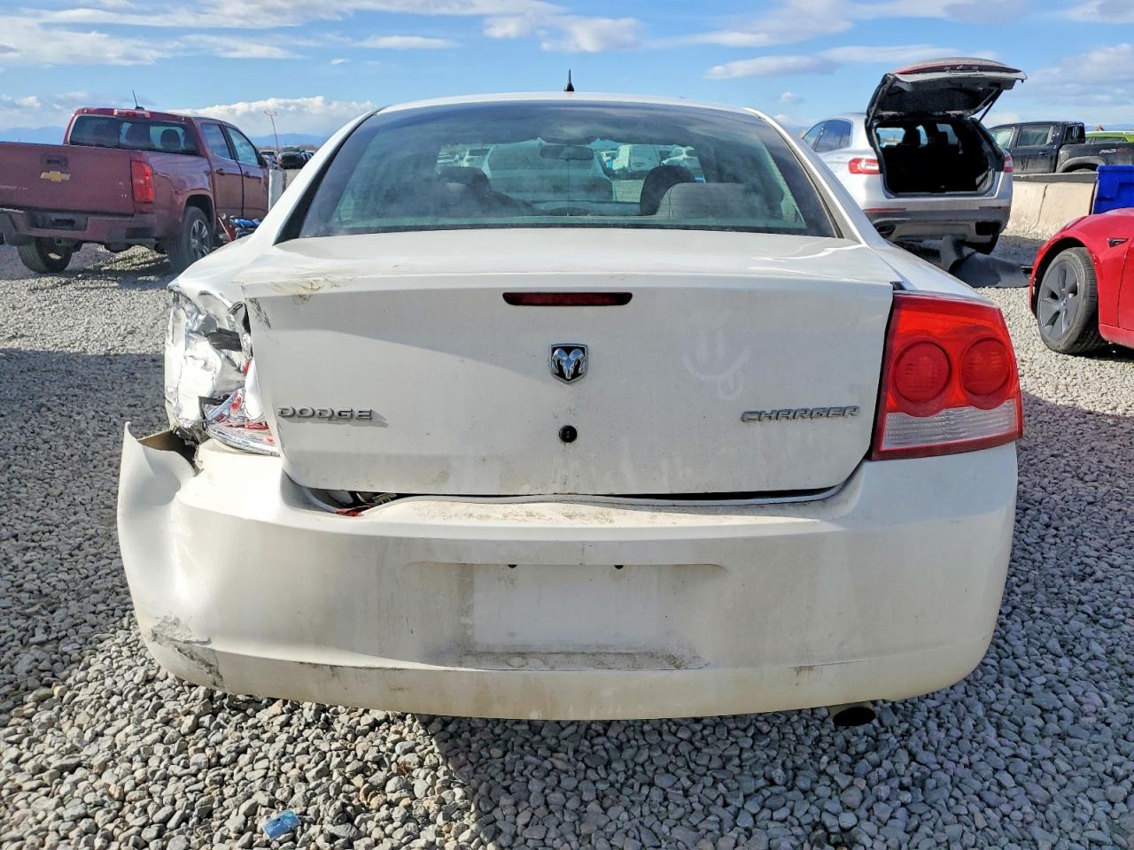 2010 DODGE CHARGER photo 11