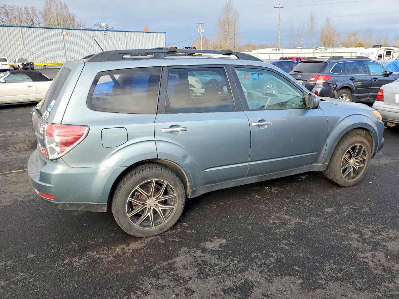 2010 SUBARU FORESTER 2.5X PREMIUM photo 3