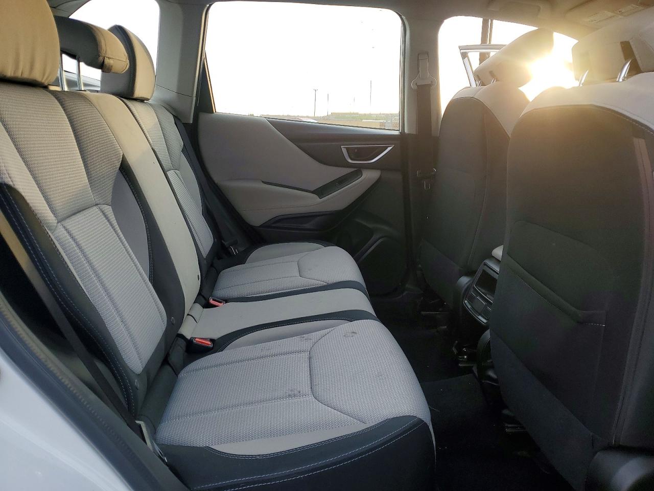 2020 SUBARU FORESTER photo 10
