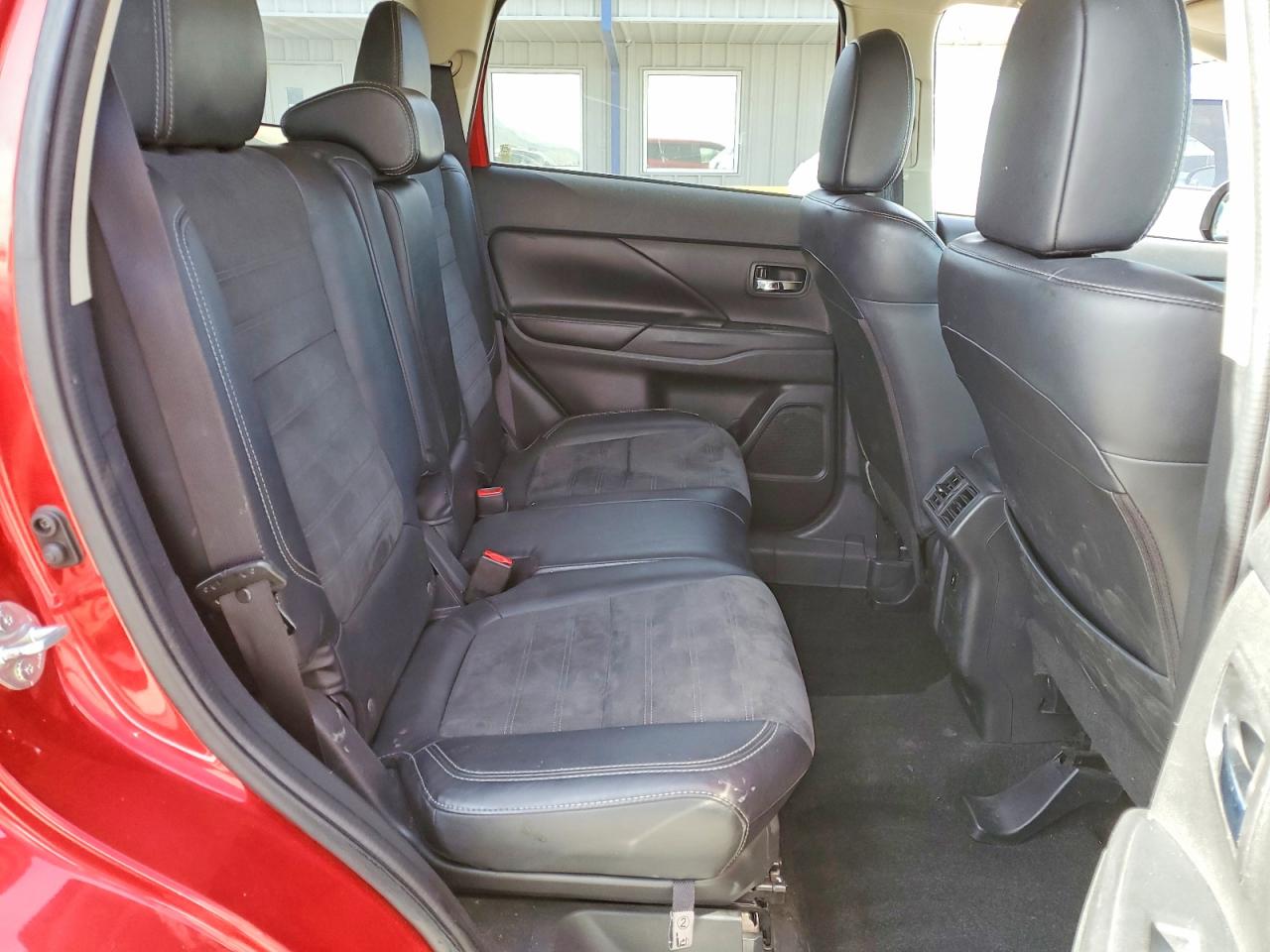 2019 MITSUBISHI OUTLANDER SE photo 21