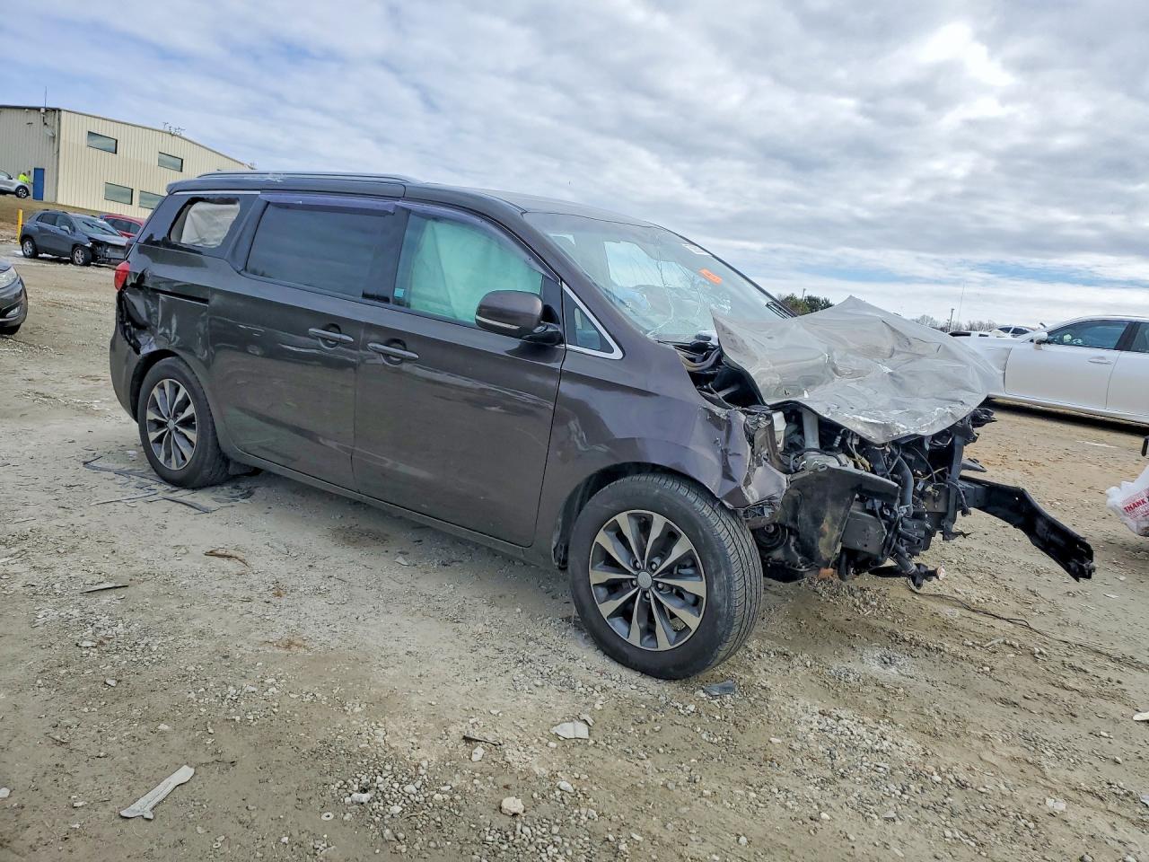 2018 KIA SEDONA EX photo 4