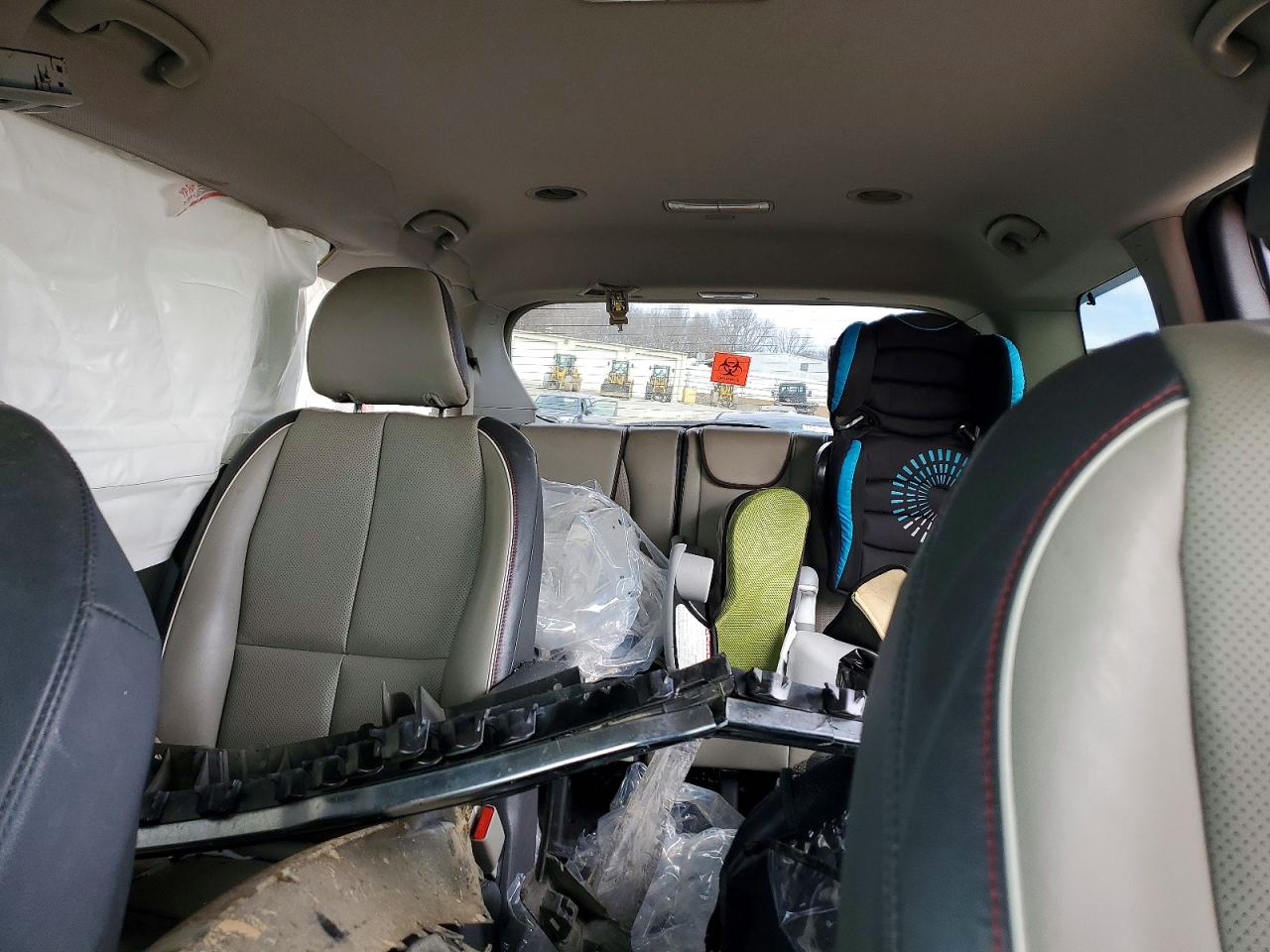 2018 KIA SEDONA EX photo 10