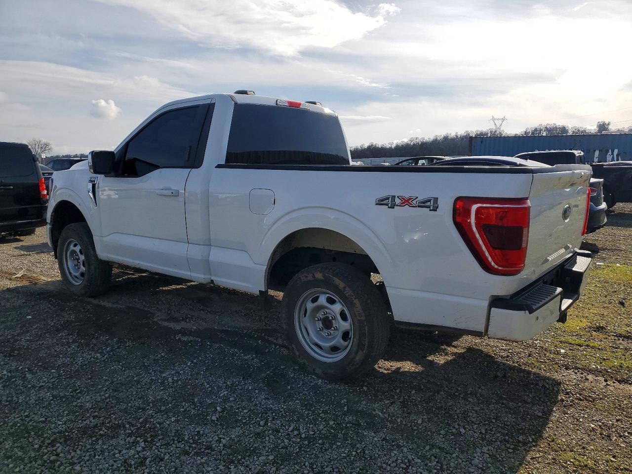 2023 FORD F150 photo 2