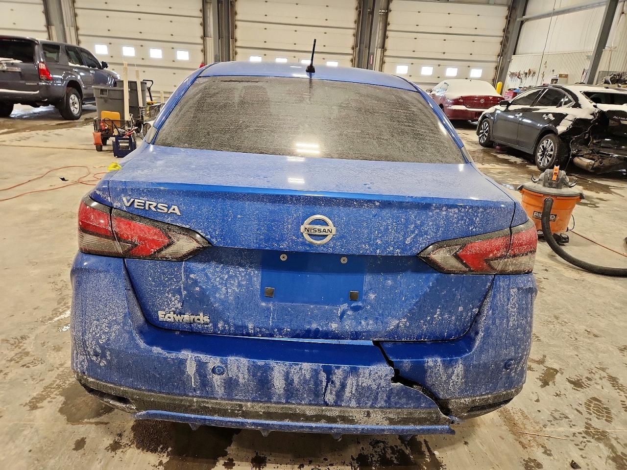 2021 NISSAN VERSA S photo 11