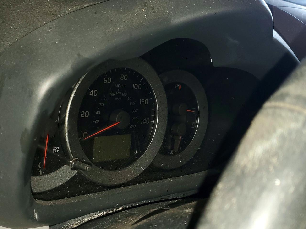 2008 TOYOTA RAV4 LIMITED photo 25