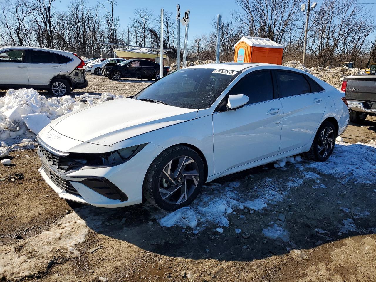 2025 HYUNDAI ELANTRA