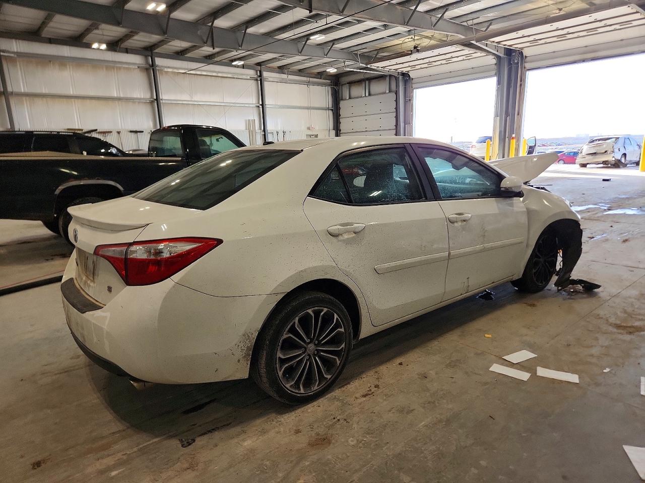 2016 TOYOTA COROLLA L photo 3