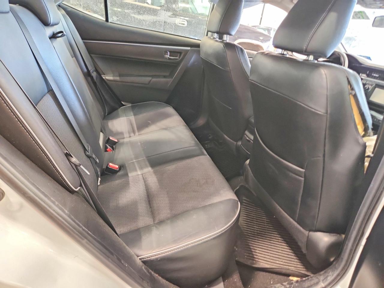 2016 TOYOTA COROLLA L photo 10