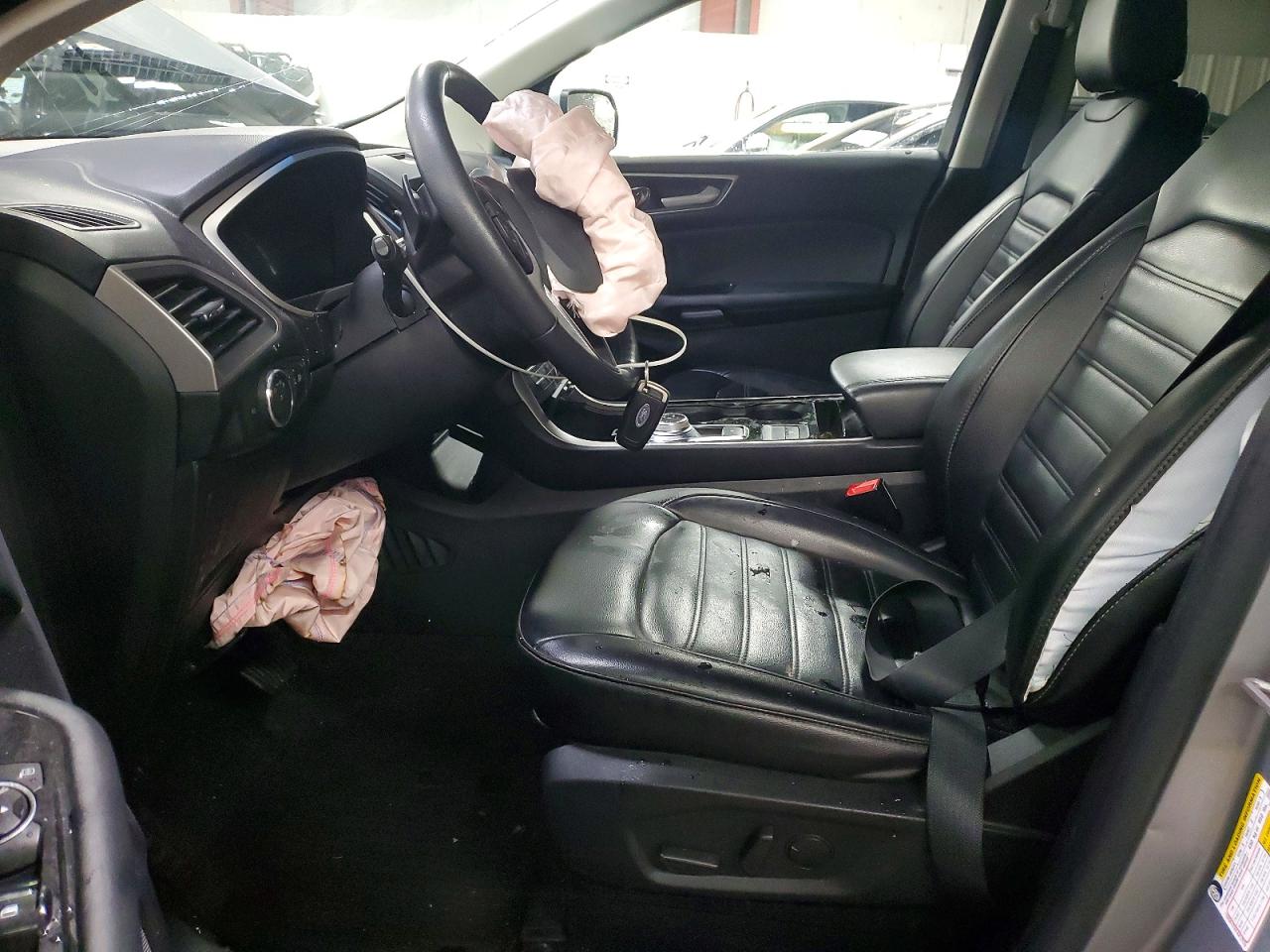 2020 FORD EDGE SEL photo 13