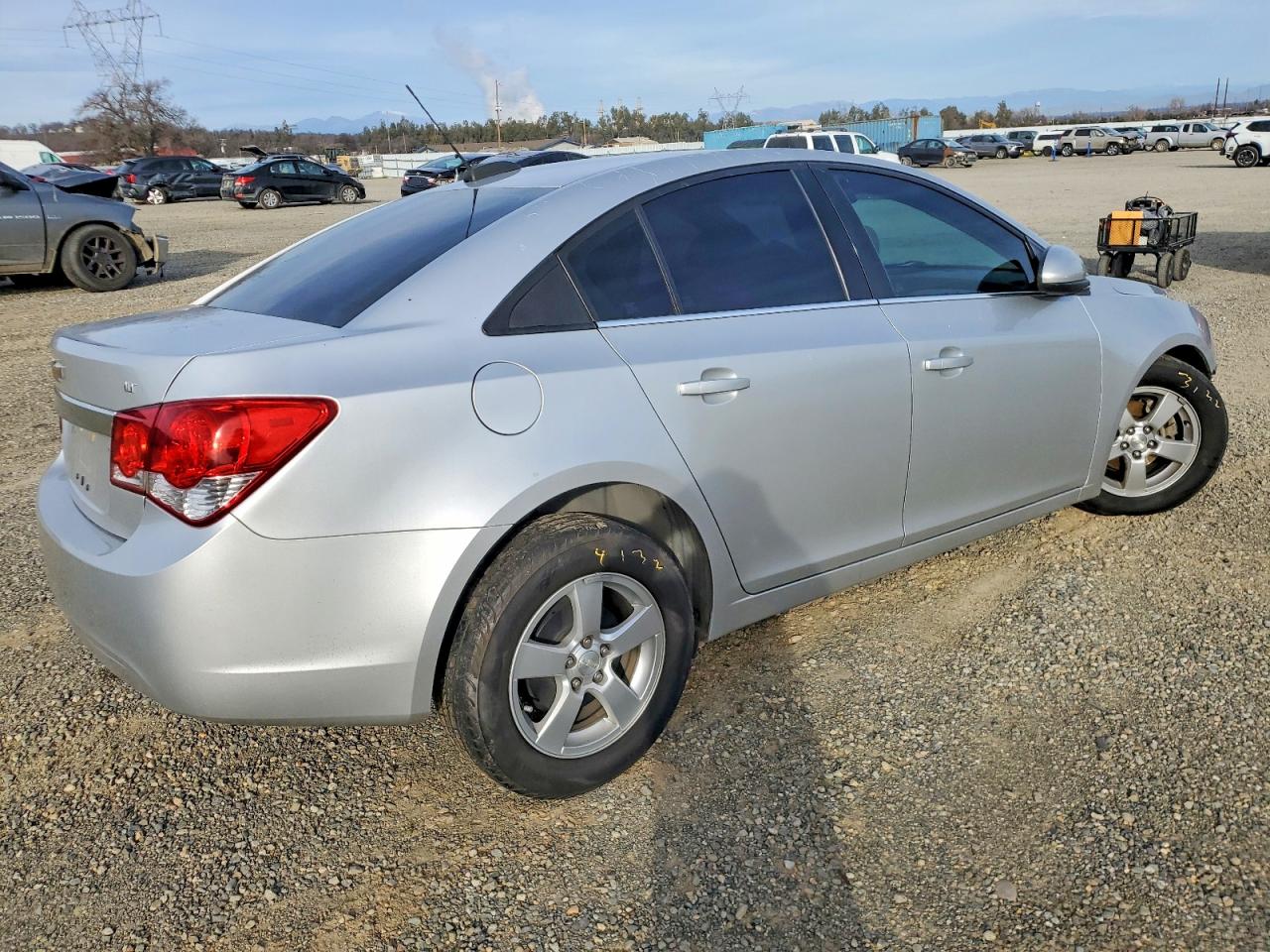 2016 CHEVROLET CRUZE LIMITED LT photo 3
