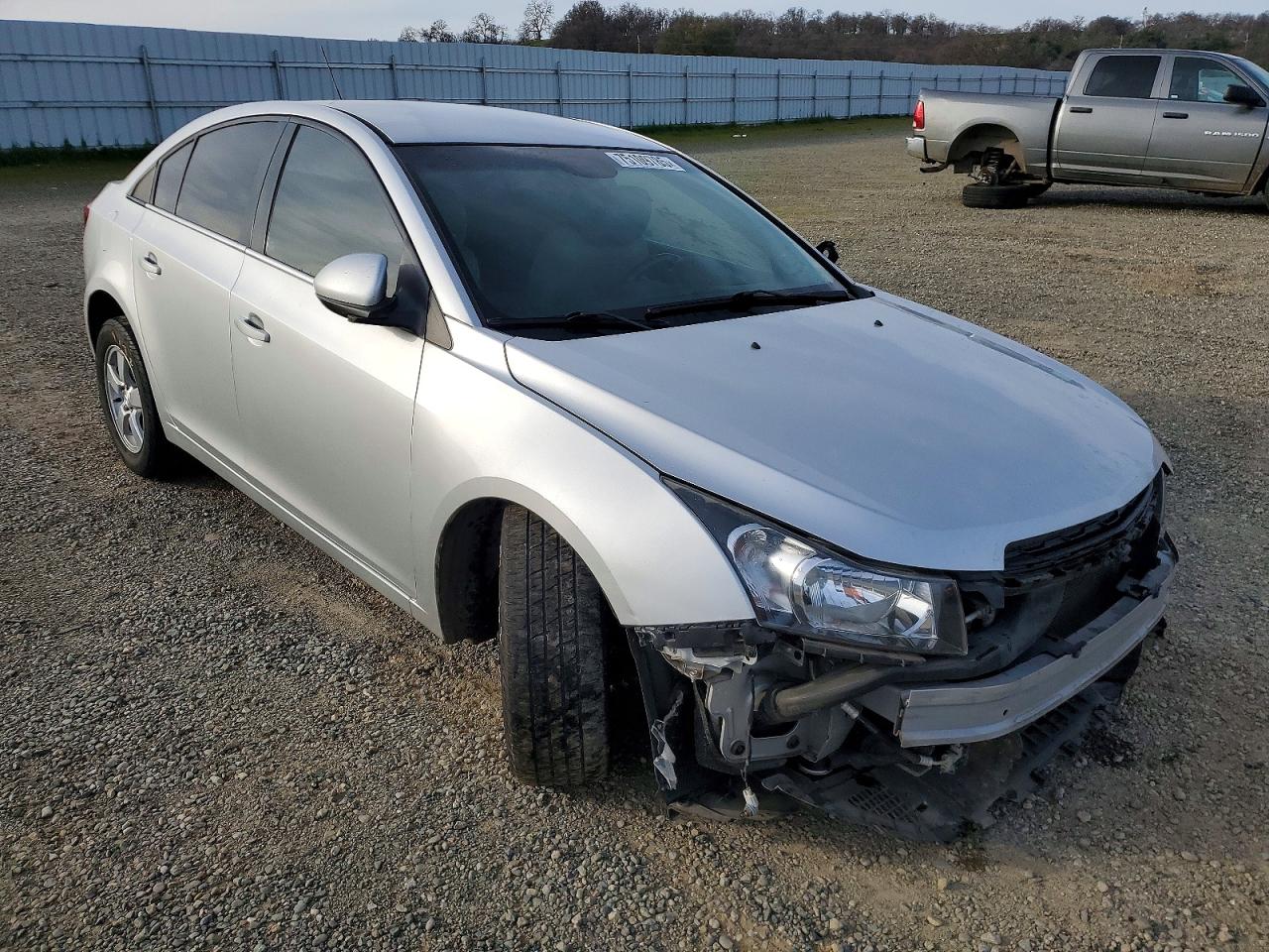2016 CHEVROLET CRUZE LIMITED LT photo 4