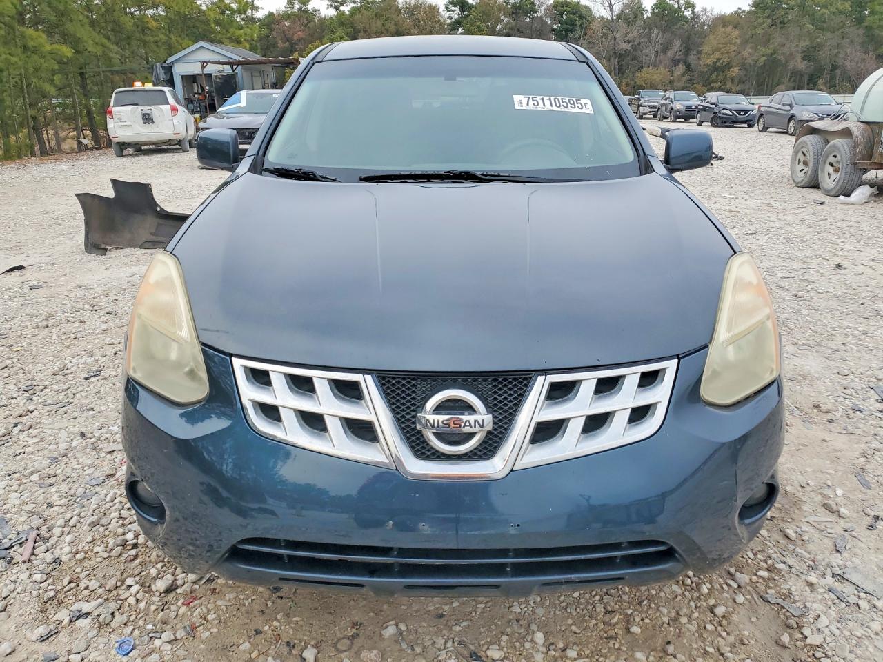 2013 NISSAN ROGUE S photo 5