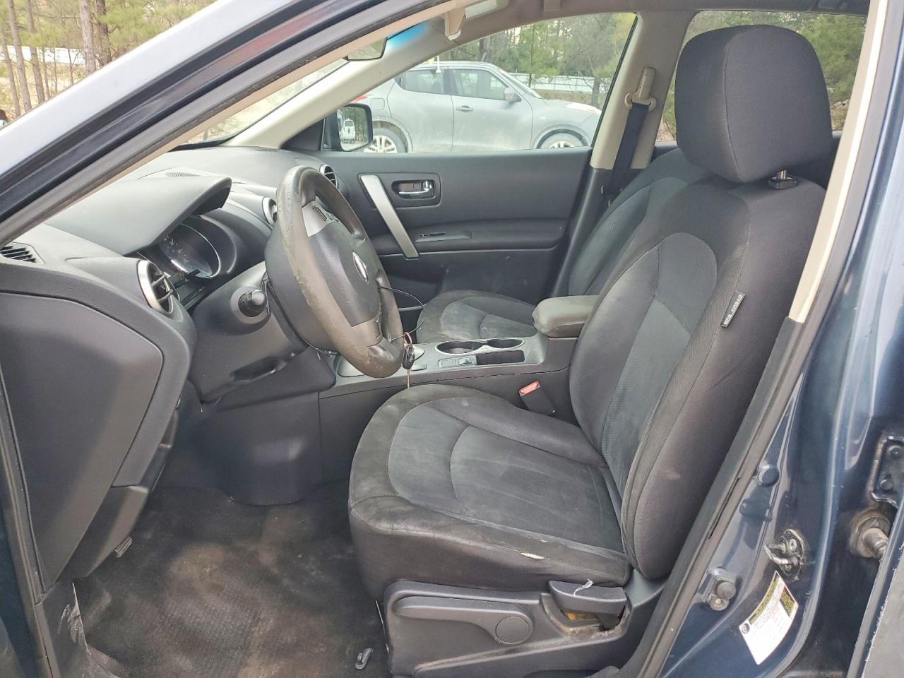 2013 NISSAN ROGUE S photo 7