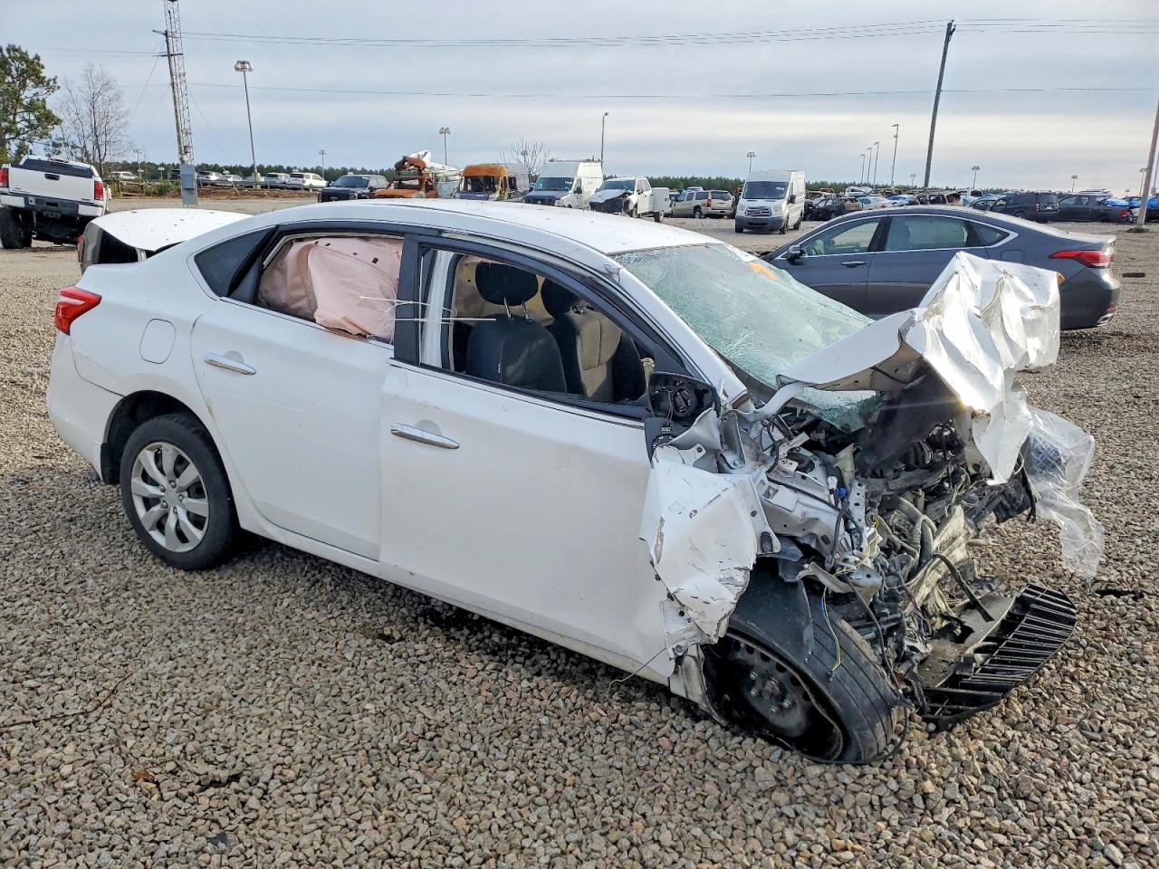 2017 NISSAN SENTRA S photo 7