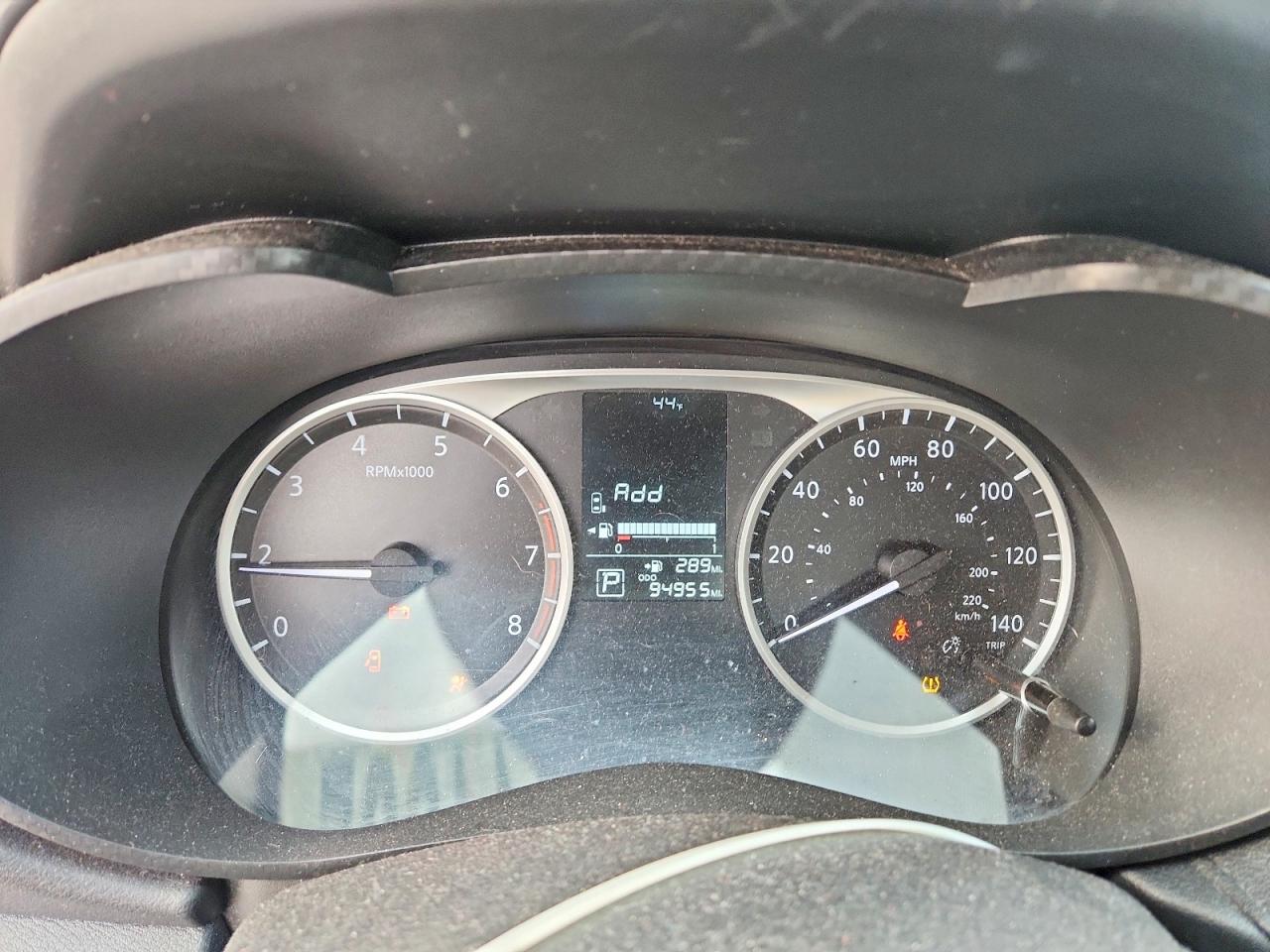 2021 NISSAN VERSA S photo 17
