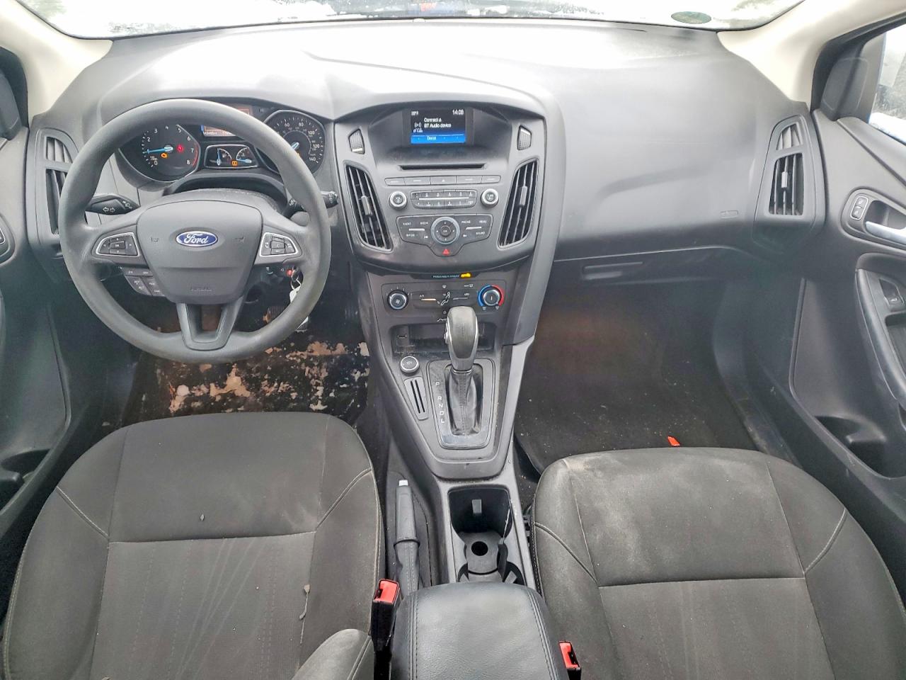 2017 FORD FOCUS SE photo 15