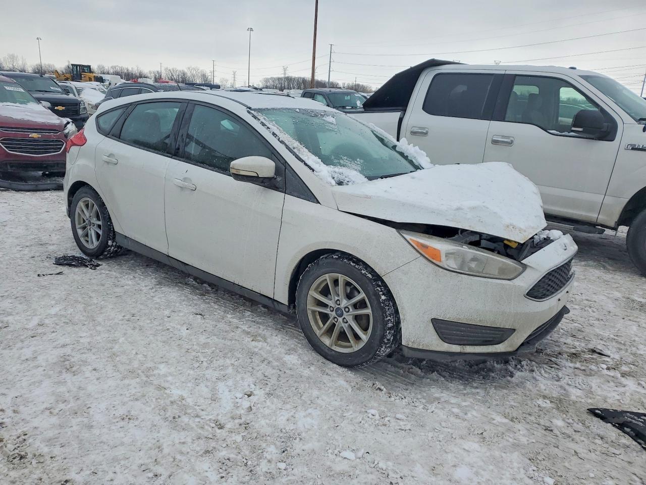 2017 FORD FOCUS SE photo 7