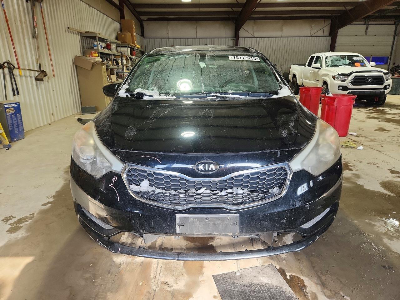 2015 KIA FORTE LX photo 9