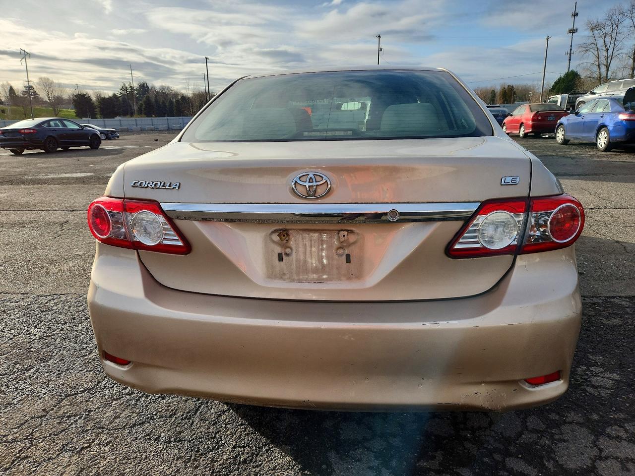 2012 TOYOTA COROLLA BASE photo 6