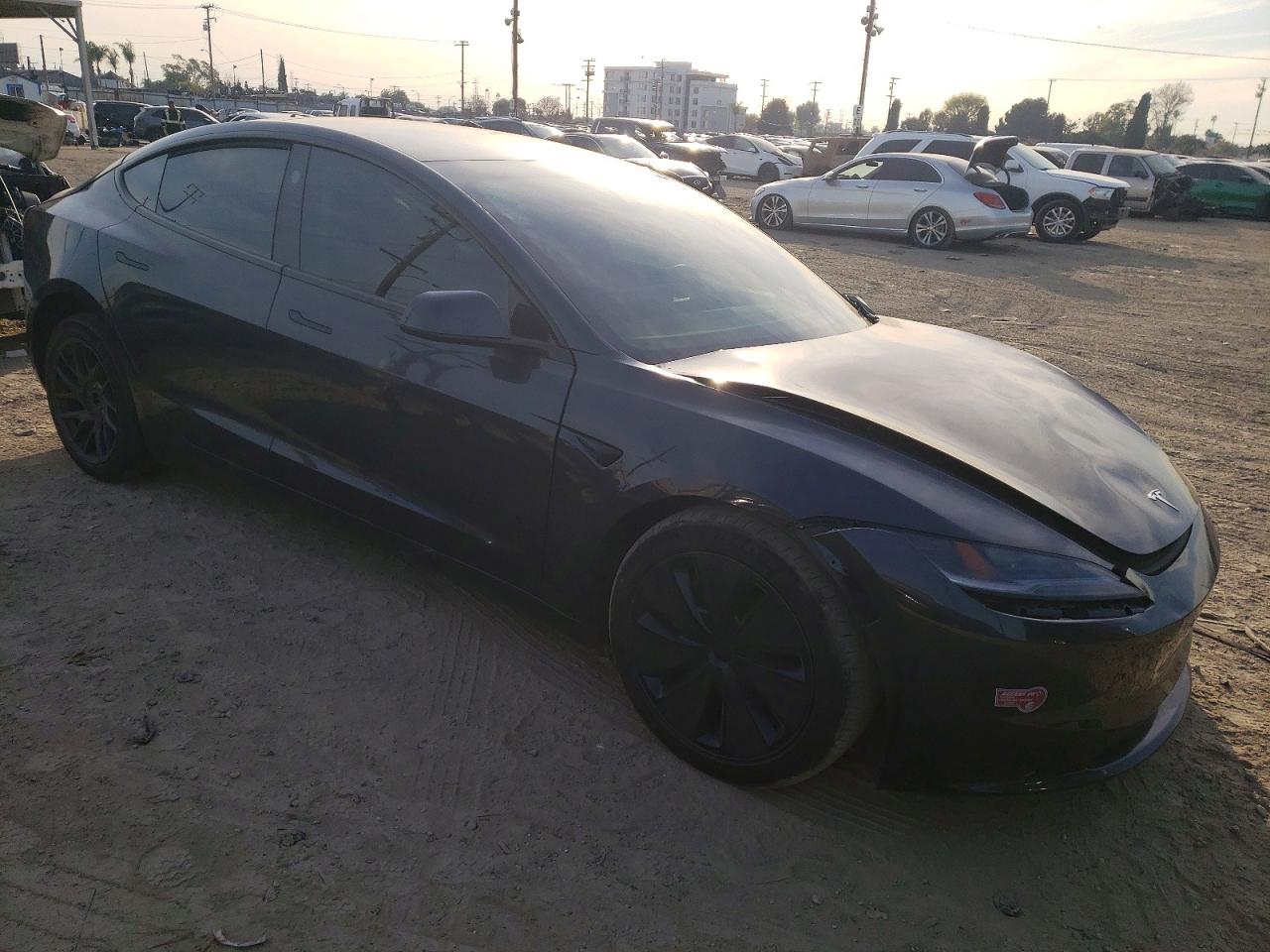 2024 TESLA MODEL 3 photo 4