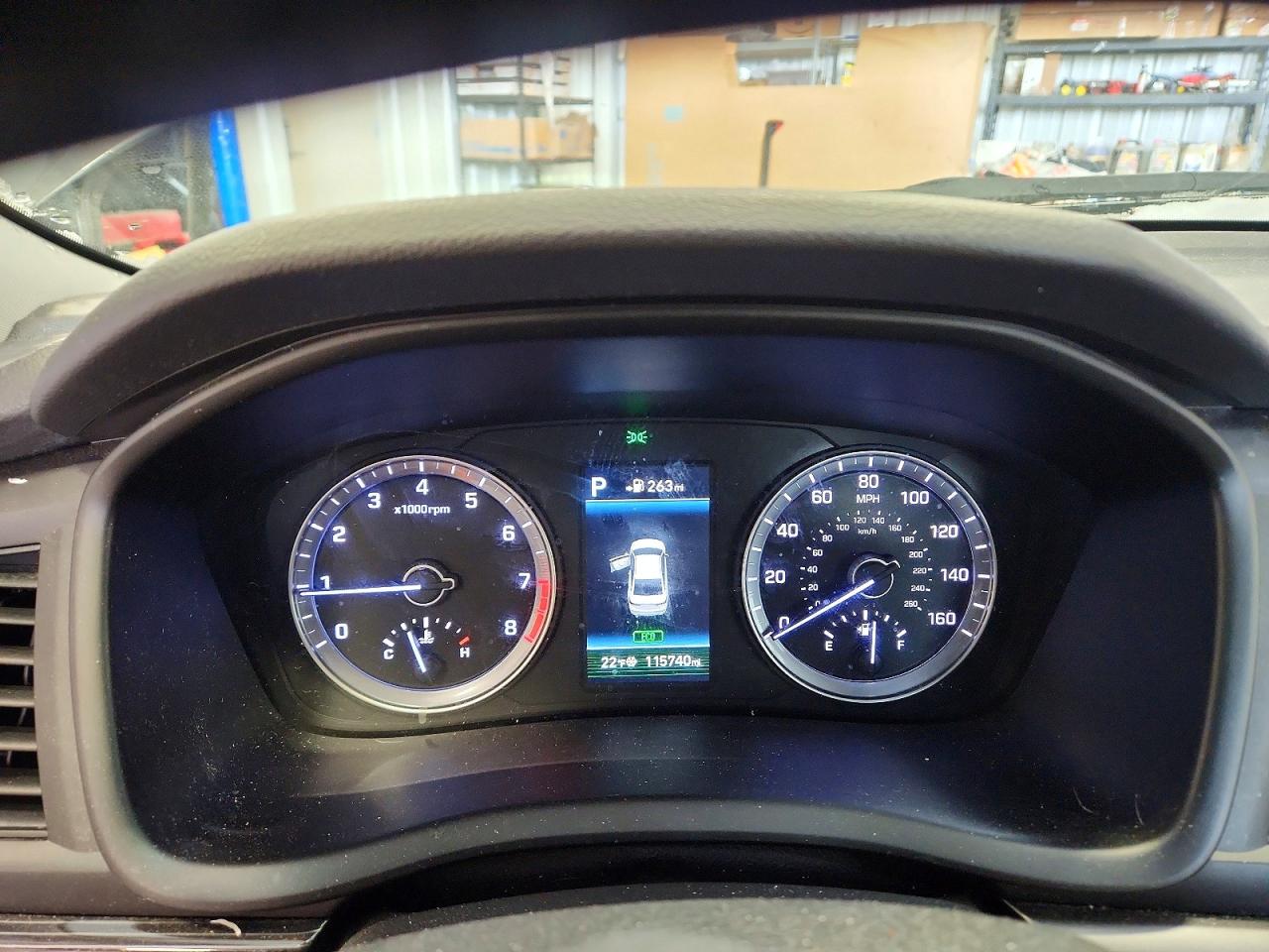 2018 HYUNDAI SONATA SPORT photo 17