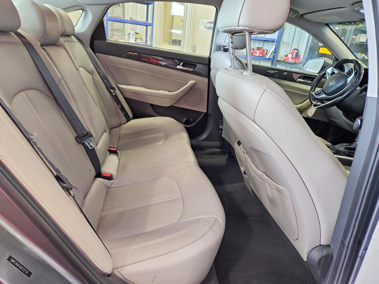 2018 HYUNDAI SONATA SPORT photo 19