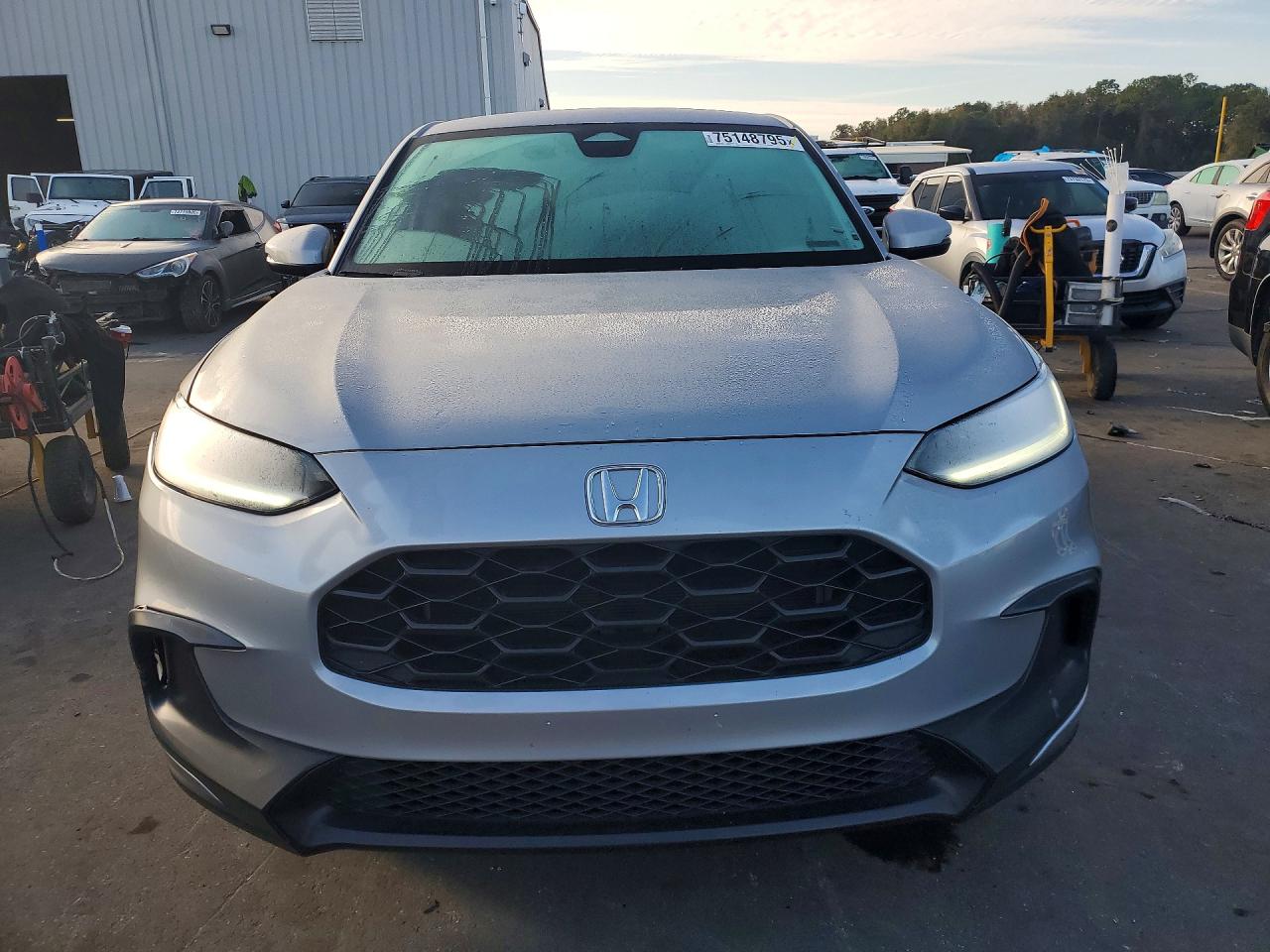 2024 HONDA HR-V LX photo 5