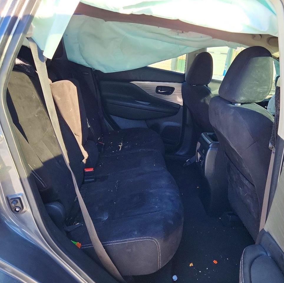 2017 NISSAN MURANO S photo 19