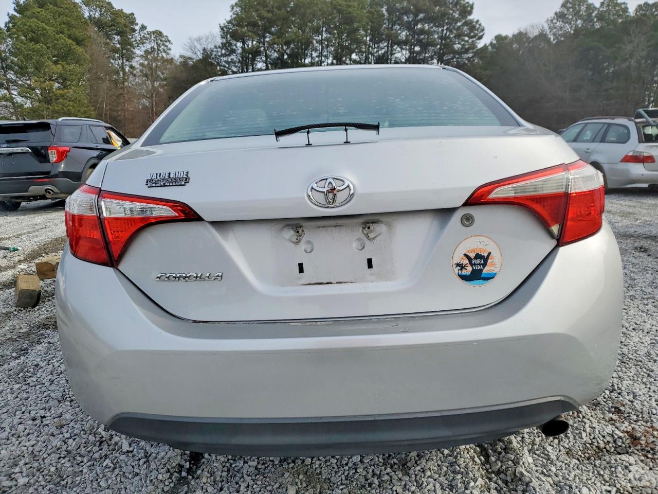 2015 TOYOTA COROLLA L photo 11