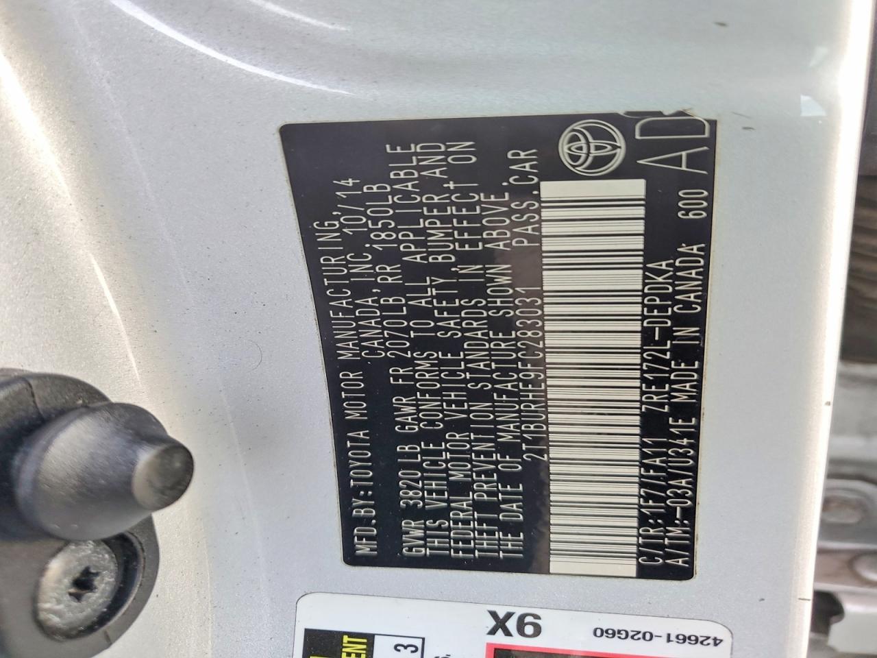 2015 TOYOTA COROLLA L photo 23