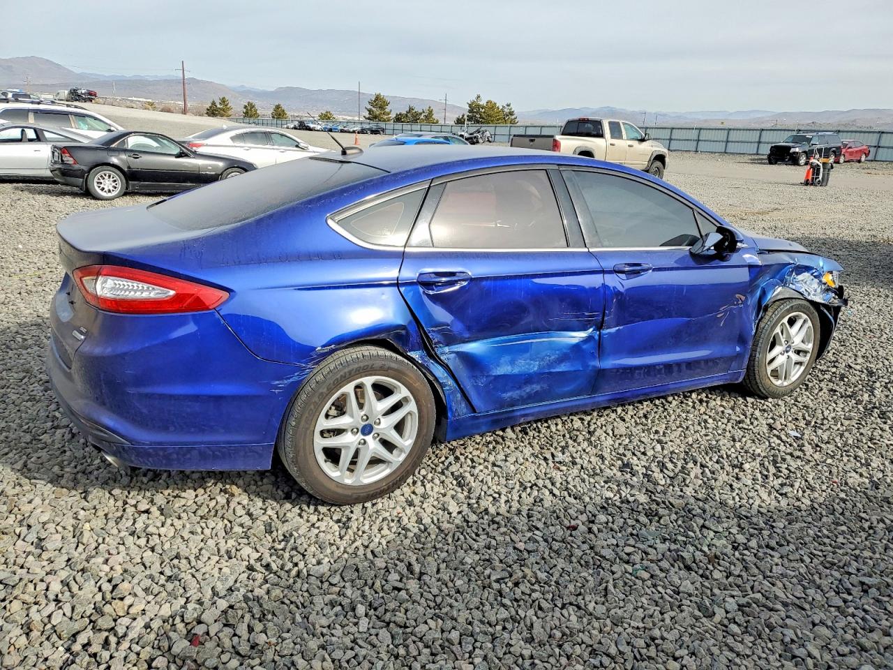 2015 FORD FUSION SE photo 3