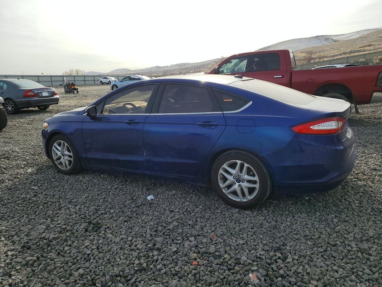 2015 FORD FUSION SE photo 2