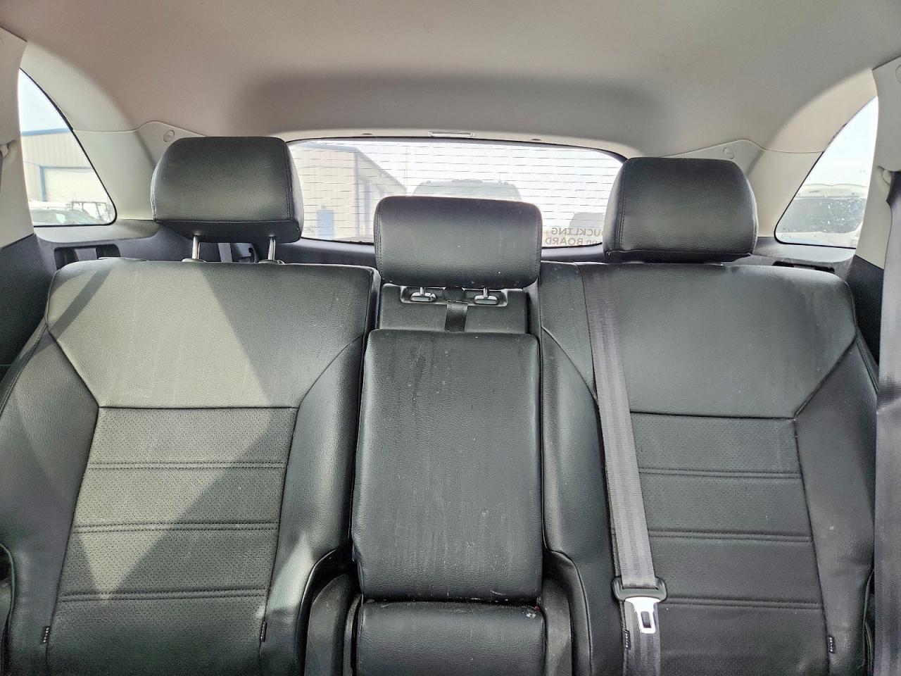2017 KIA SORENTO LX photo 10