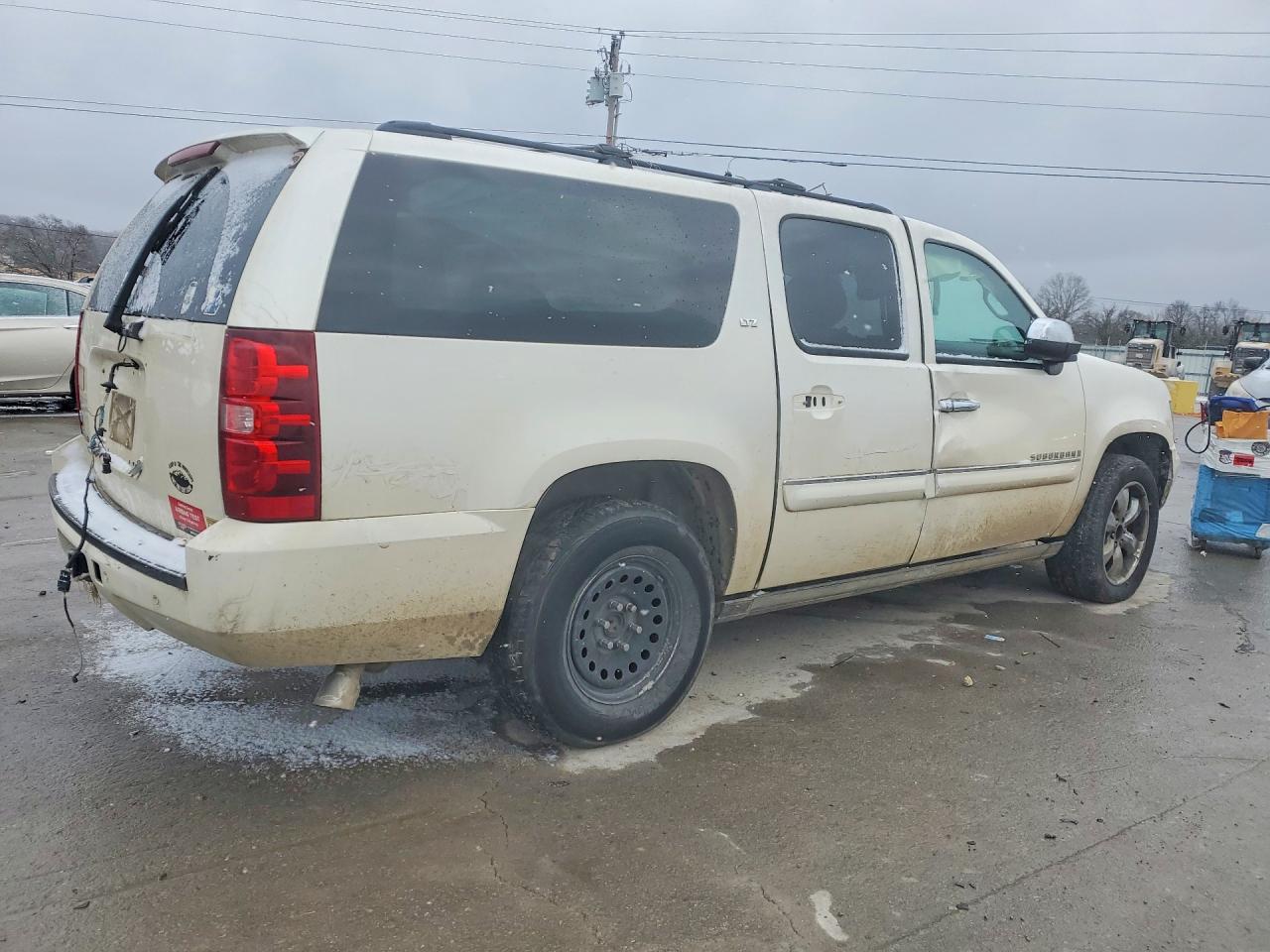 2008 CHEVROLET SUBURBAN C1500 LS photo 3