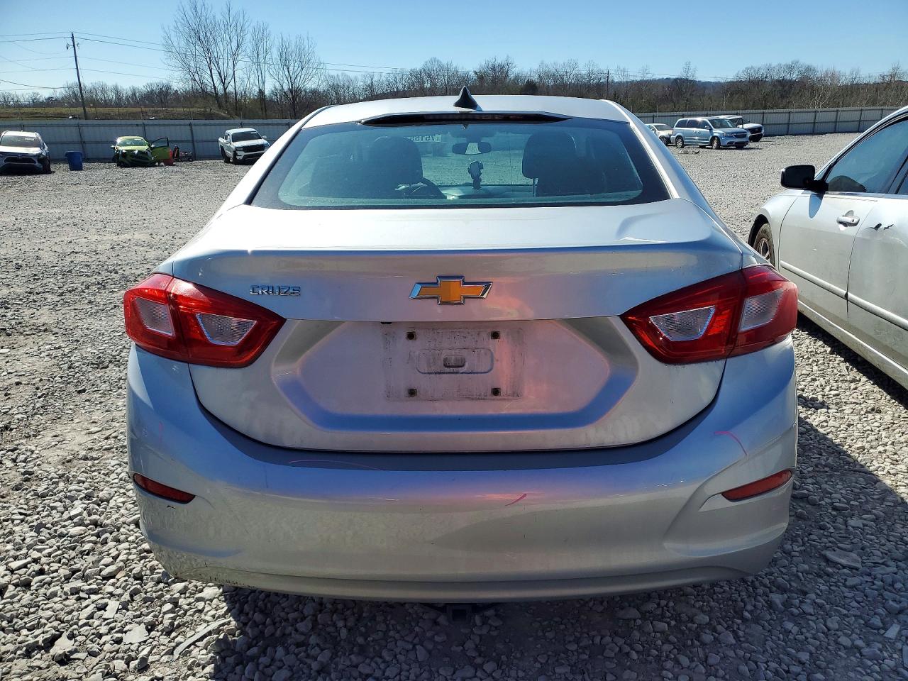 2016 CHEVROLET CRUZE LS photo 11