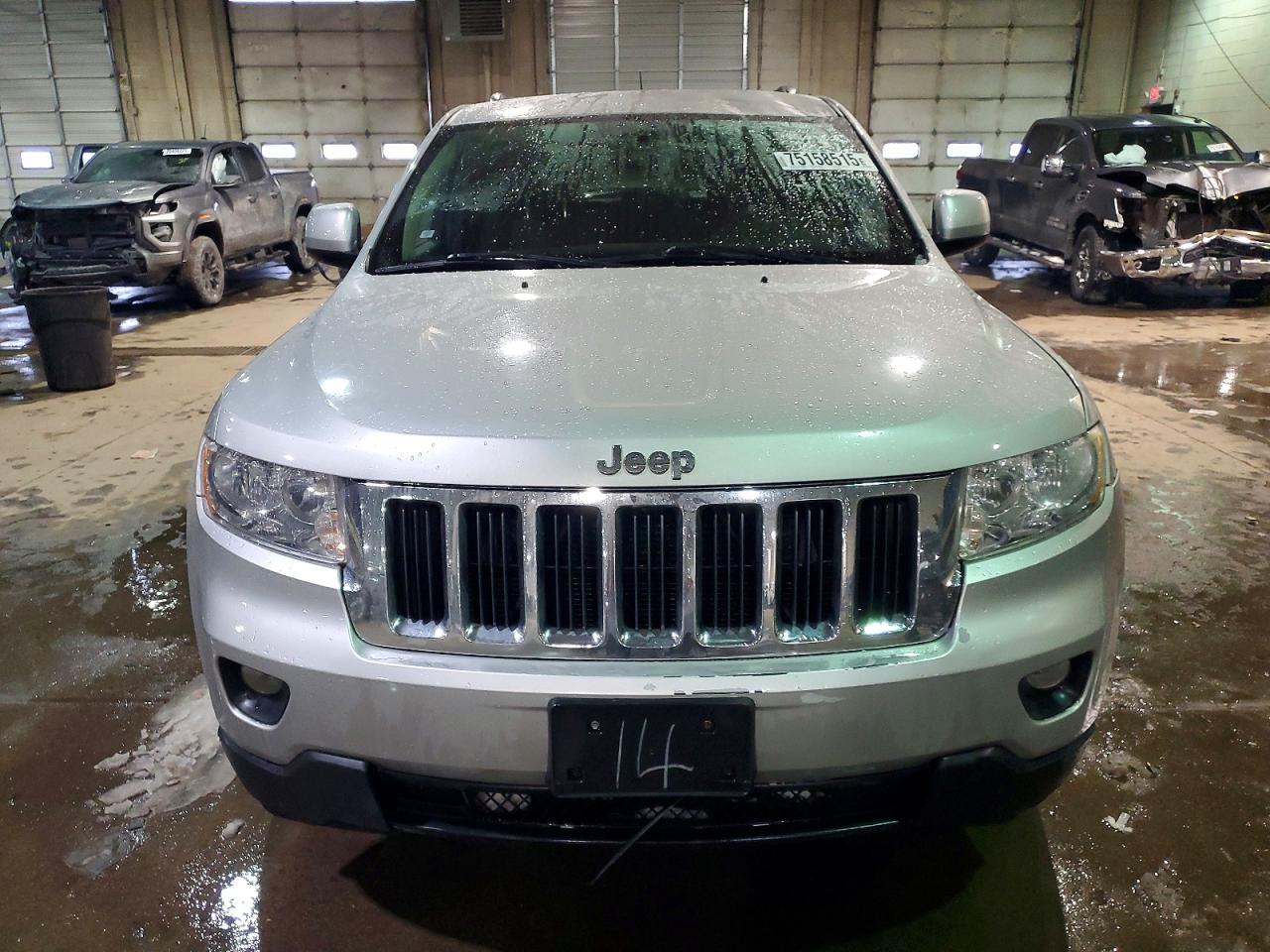 2012 JEEP GRAND CHEROKEE LAREDO photo 5