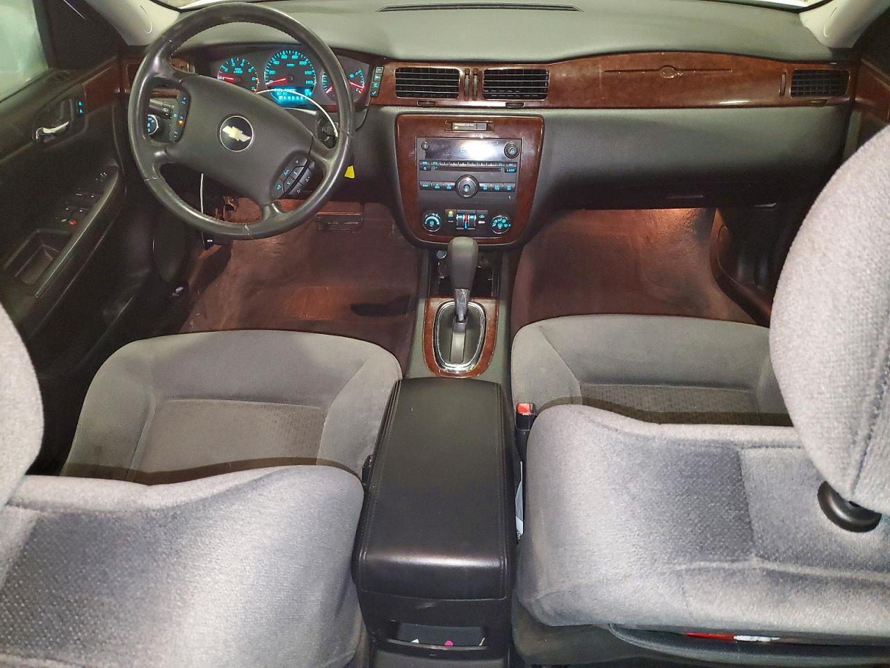 2010 CHEVROLET IMPALA LT photo 15