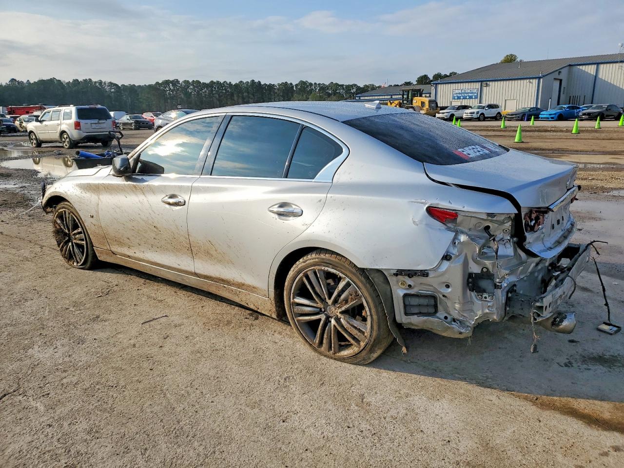 2015 INFINITI Q50 BASE photo 3