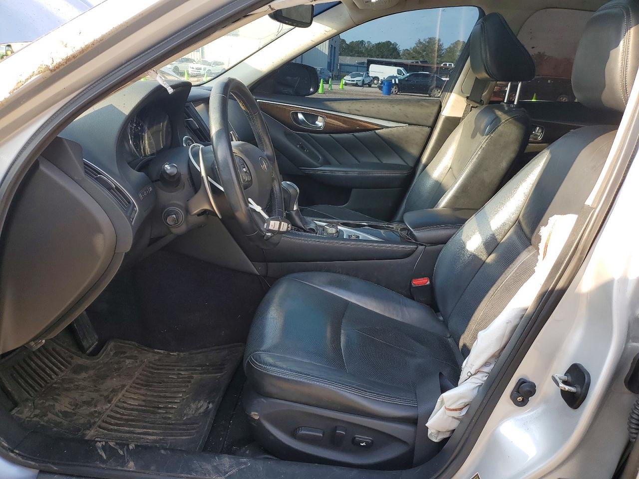 2015 INFINITI Q50 BASE photo 13