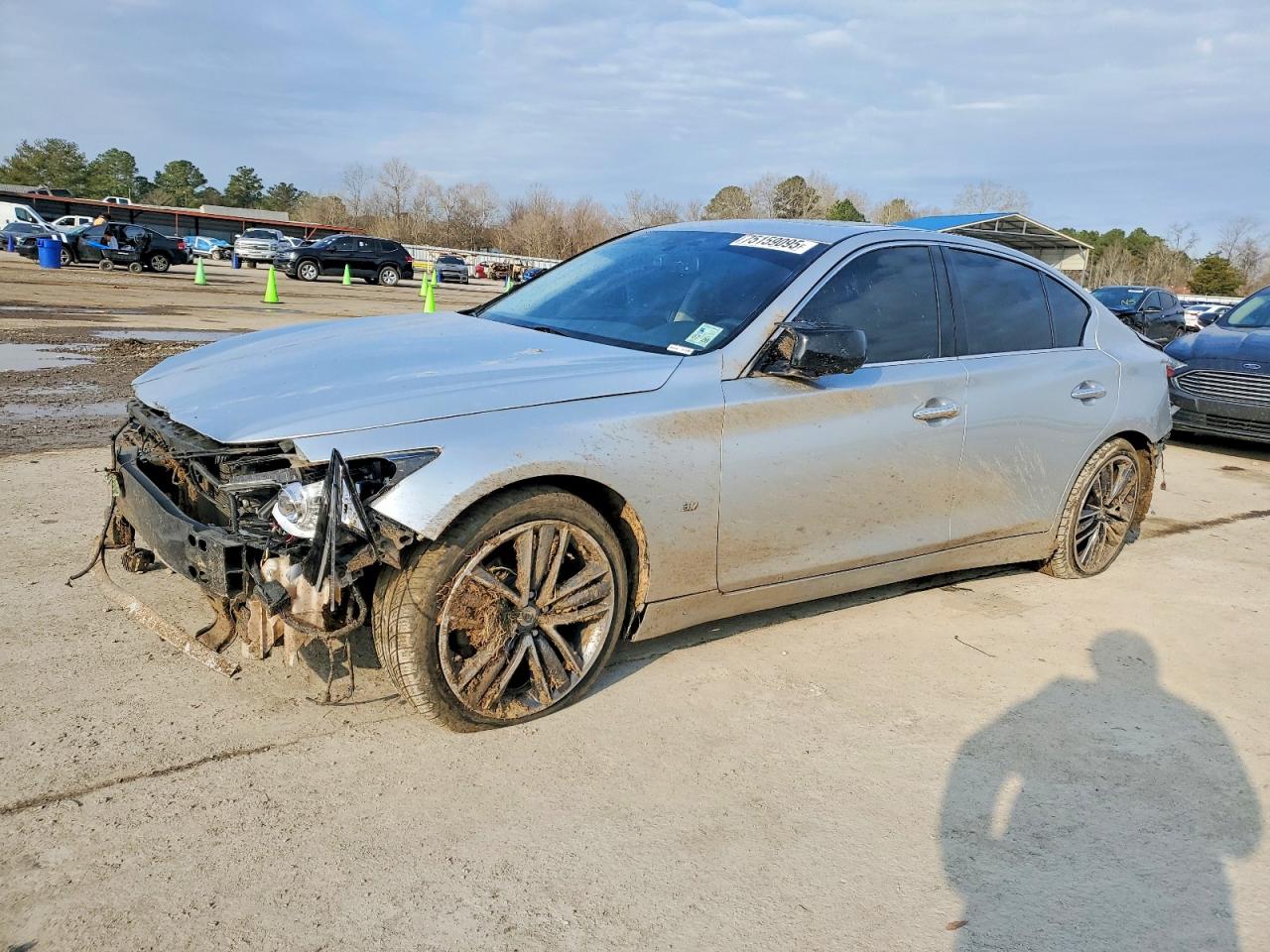 2015 INFINITI Q50